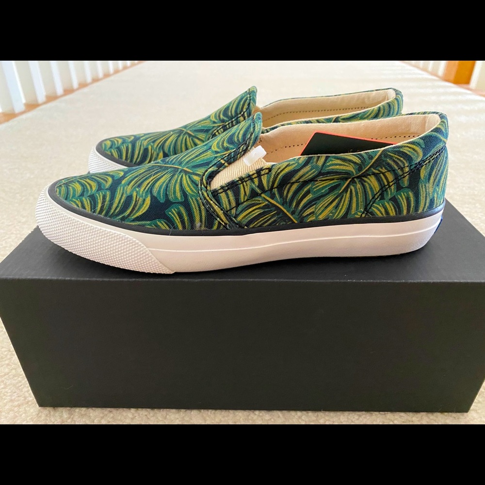 New Keds x Rifle Paper Slip Ons 5.5